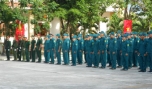 Huấn luyện kiến thức quốc phòng là nhiệm vụ quan trọng và được làm thường xuyên, liên tục.