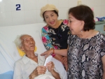 Nhớ ơn thầy, nghệ sĩ đến thăm “Vua vọng cổ”