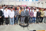 Phạm Thị Thu Hương và đồng bọn trước vành móng ngựa.