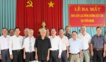 Ông Trần Thanh Đức, Phó Chủ tịch UBND tỉnh chụp hình lưu niệm cùng BLL đồng hương Bến Tre tại Tiền Giang.