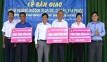 Tỉnh đoàn bàn giao 3 hồ bơi di động
