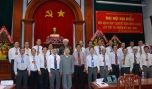 Lãnh đạo tỉnh và Hội sử học Việt Nam chụp ảnh lưu niệm cùng Ban Chấp hành Hội khoa học lịch sử tỉnh nhiệm kỳ 2016-2020.