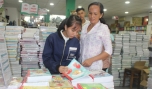 Sôi động thị trường đồ dùng học tập