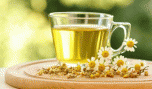 Trà hoa cúc giúp giảm căng thẳng - Ảnh: Shutterstock