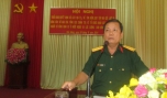 Đại tá Cao Văn Mĩa, Phó Chính ủy Bộ Chỉ huy Quân sự tỉnh triển khai Quyết định của Thủ tướng Chính phủ.