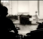 Mưa, cà phê và nỗi nhớ