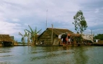 Khói chiều đồng nước