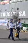 Tết sớm trên đảo Sinh Tồn