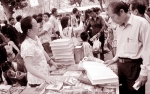 Thơ đương đại đang khủng hoảng?