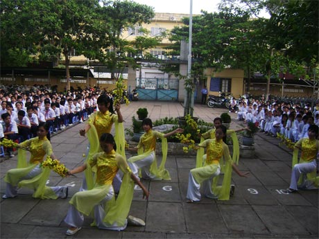 Trường THCS Lê Ngọc Hân: Nỗ lực đoạt hàng trăm giải thưởng