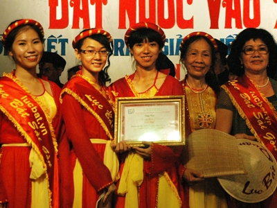 Tọa đàm văn học tại Cà phê sách Phương Nam. Ảnh: T.N.A.