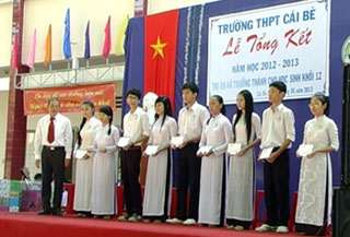 Trường THPT Cái Bè: 22,84% học sinh đạt loại giỏi
