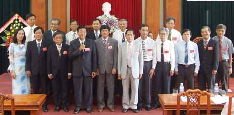 Ra mắt Ban Chủ nhiệm CLB Trí thức nhiệm kỳ 2012-2017.