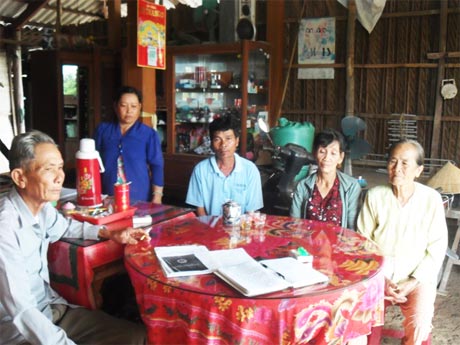 Vợ chồng ông Ba và các nhân chứng cung cấp chứng cứ.