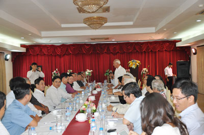 Quang cảnh buổi họp mặt.