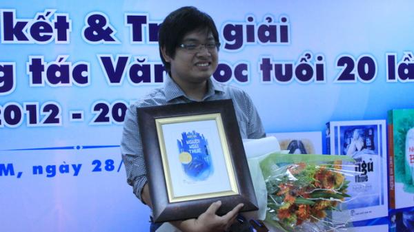 Nhật Phi, 23 tuổi đã giành được giải nhất Cuộc thi văn học tuổi 20 lần thứ 5