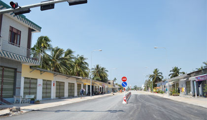 Đường Lê Văn Phẩm (giai đoạn 1) đã thi công 90% khối lượng phần đường.