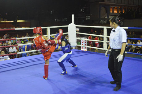 Trận đấu khai mạc giữa chủ nhà Tiền Giang và Cà Mau.