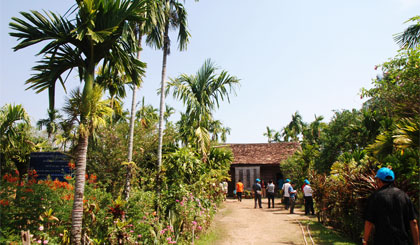 Nhà Bác Hồ ở bản Mạy, thôn Na Chook, xã Nõn Giạn, huyện Mương, tỉnh Nakhon Phanom, Thái Lan luôn là điểm tham quan không thể thiếu trong hành trình của du khách Việt khi đến Đông - Bắc Thái Lan.