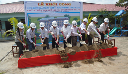 Lễ động thổ khởi công xây dựng Trường Mầm non Dưỡng Điềm.