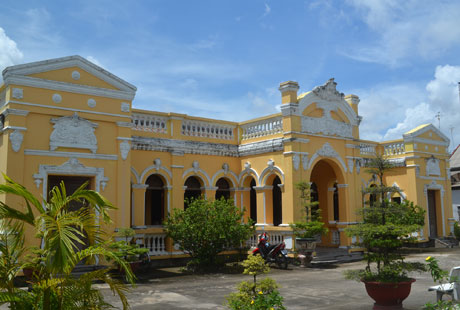 Nhà Đốc Phủ Hải được xây dựng năm 1860, đến nay vẫn còn.