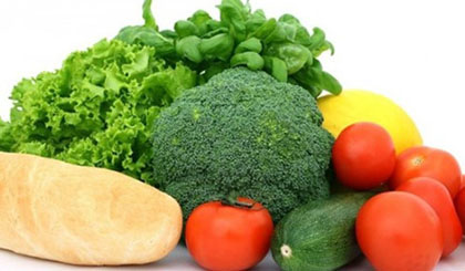 Một nghiên cứu mới đây cho biết, ăn ít chất xơ, nhiều chất béo bão hòa và đường hơn liên quan đến việc ngủ ít và gián đoạn hơn.