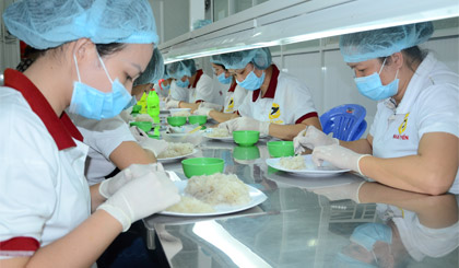 Dây chuyền sơ chế tổ yến và sản phẩm của công ty.