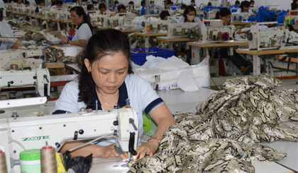 Doanh nghiệp may mặc thành lập nhiều trên địa bàn tỉnh. Ảnh: Vân Anh