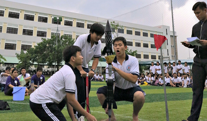 Chuẩn bị bắn tên lửa.