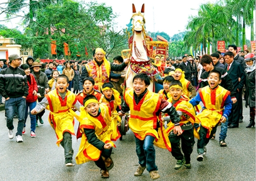 2-Hoi-Lim-Vuong-Khanh-Hoa-1377159349.jpg