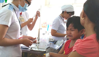 Chăm sóc và điều trị cho trẻ bị viêm não, viêm màng não tại Bệnh viện Nhi đồng 1, TP HCM