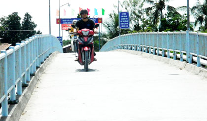 Tân Thanh nhựa hóa, bê tông hóa các tuyến đường trục xã, liên xã.