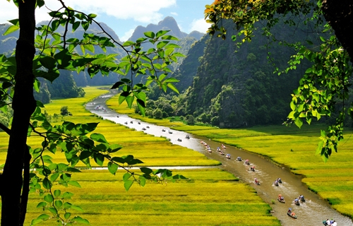 5-Tam-Coc-Ninh-Manh-Thang-1377159350.jpg
